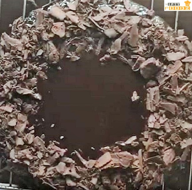 Eggless Oreo Cake Without Oven-niftyfoodz