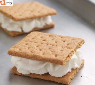 Graham Crackers Sandwiches